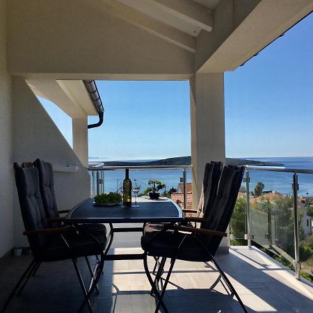 Ada Vis Apartments Buitenkant foto