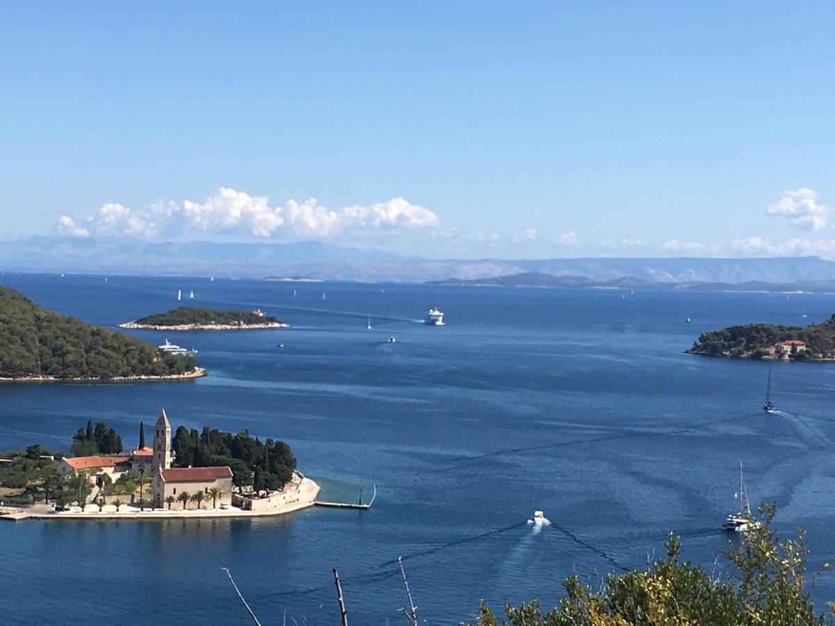 Ada Vis Apartments Buitenkant foto
