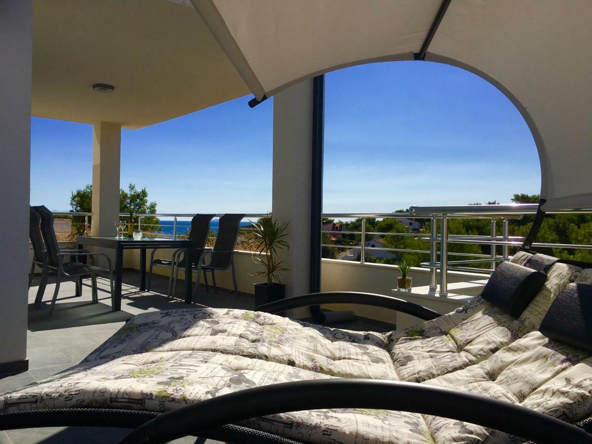 Ada Vis Apartments Buitenkant foto